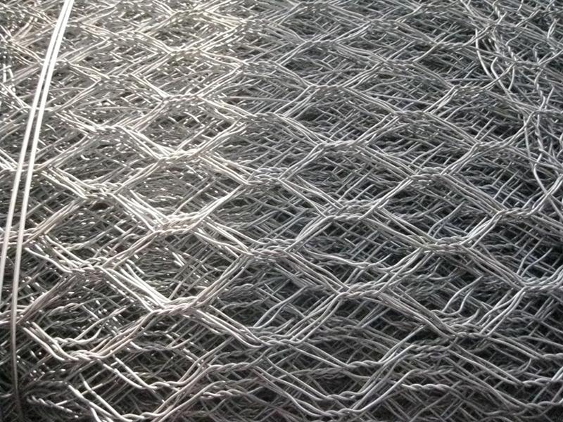 ��\���e�W